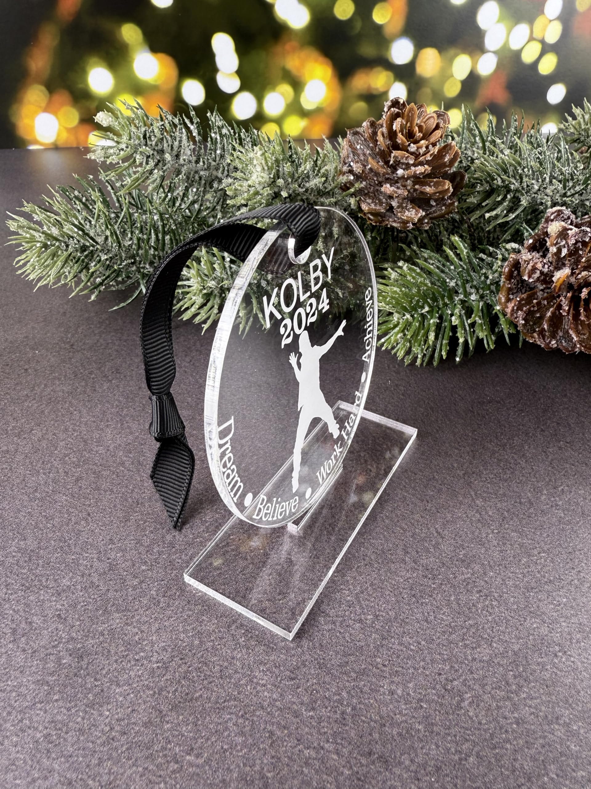 Keepsake hip hop dance ornament for gifting
