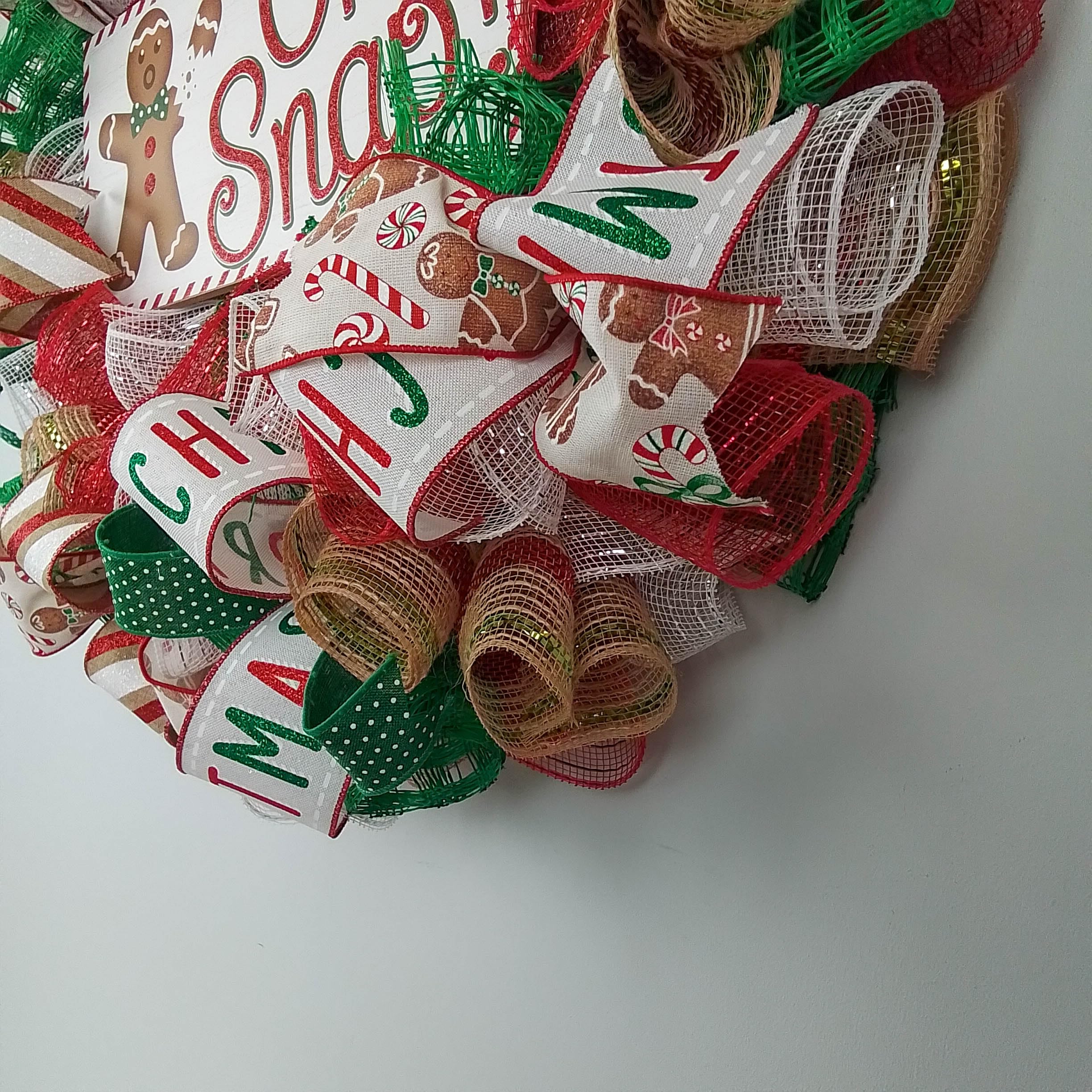 Gift-ready Oh Snap Gingerbread Wreath decor
