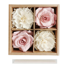 Romantic Sola diffuser by Plawanature with mulberry paper flowers