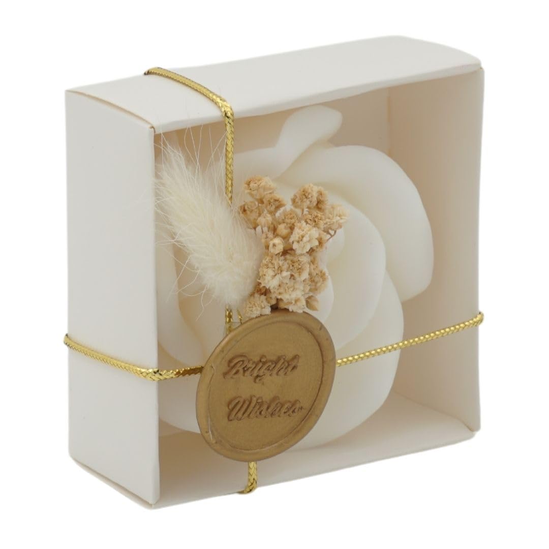 Burn time over 3 hours for Rossesie vanilla candle favors