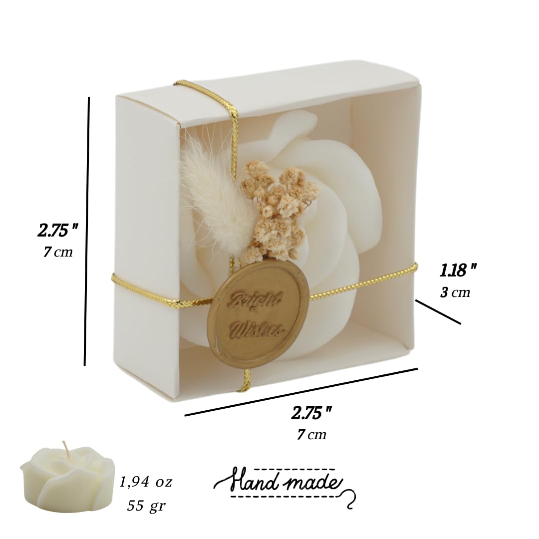 Vanilla scented Rossesie candle with dried flowers
