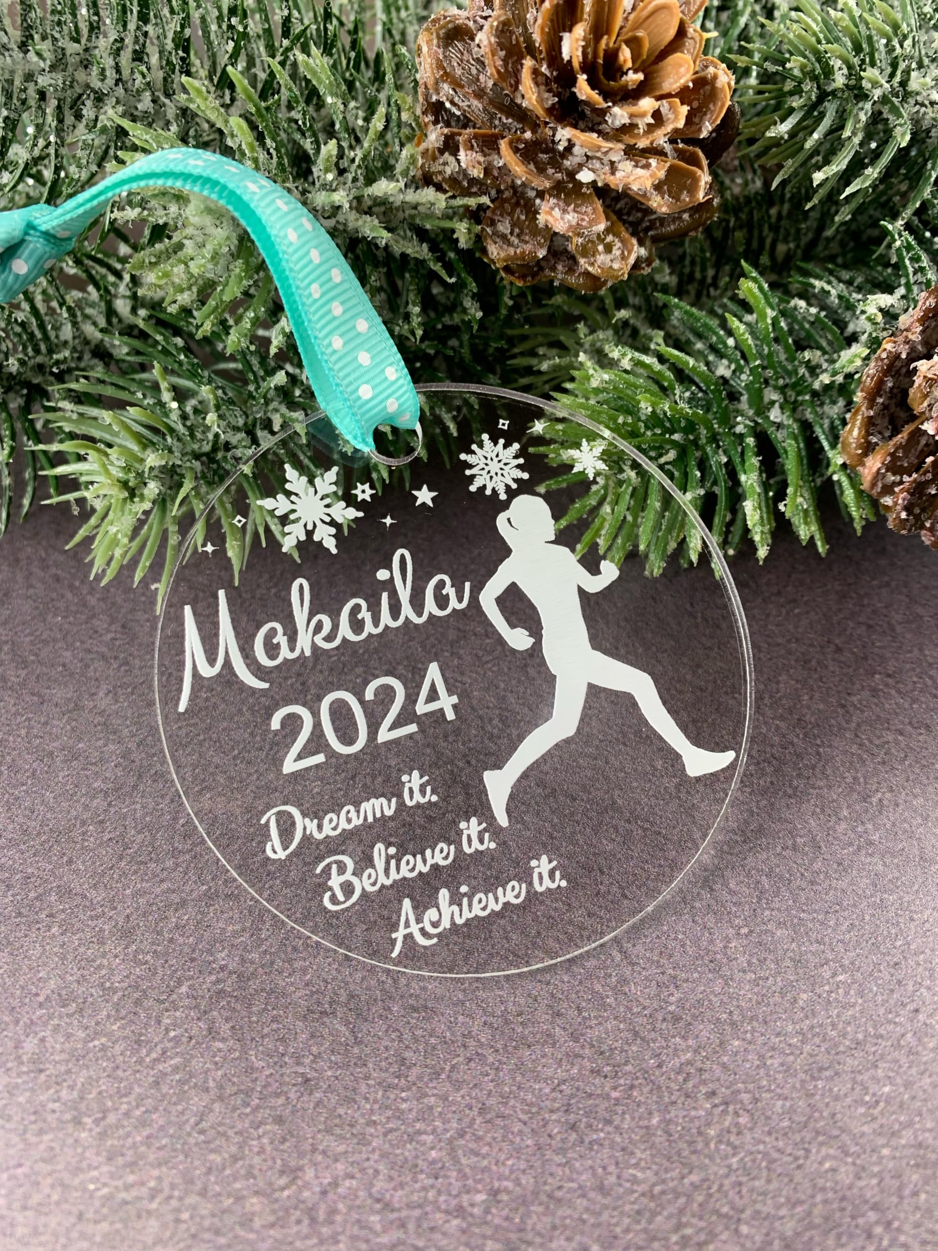 Runner Ornament ribbon color selectable option
