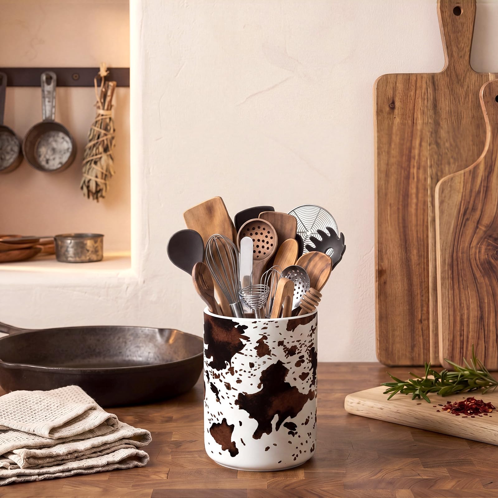 High temperature fired ceramic utensil holder with glazed surface