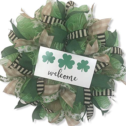 Rustic St Patrick Day wreath for door decor