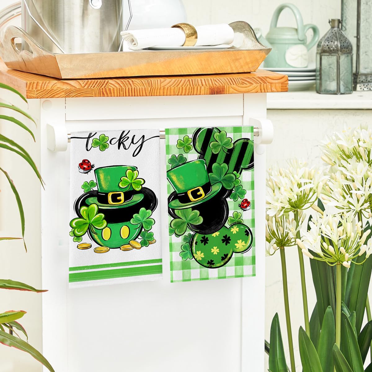 Ladybugs pattern included on Saint Patrick's Day kitchen towels