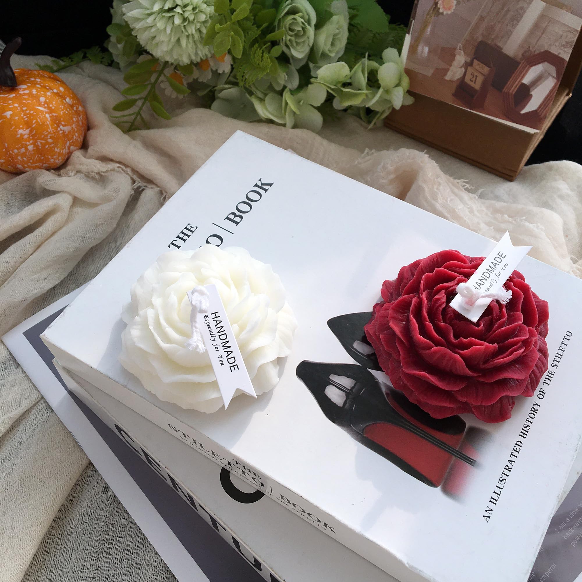 Set of four peony scented candles with aromatherapy flavors