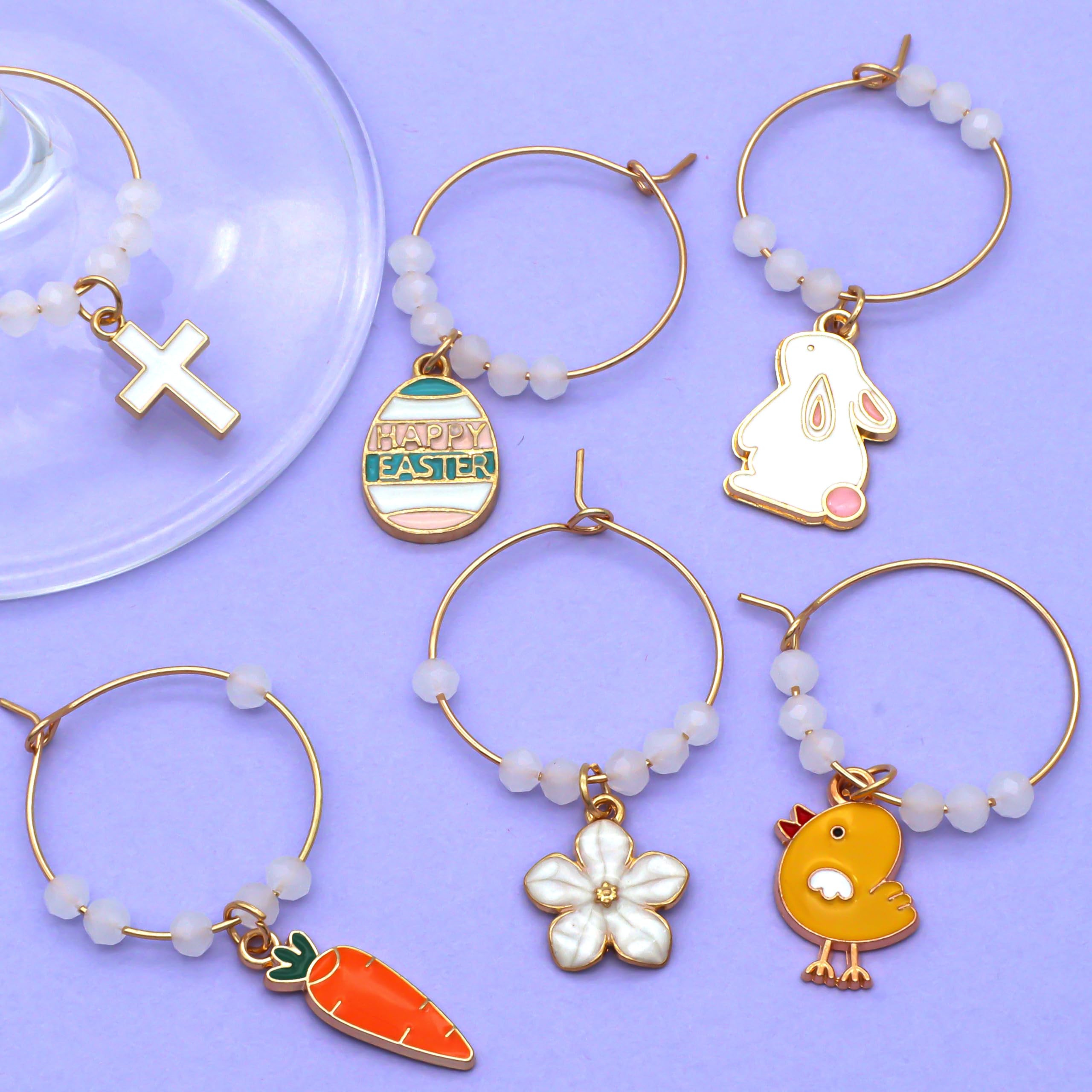 Easter Daisy charm for stemware in Serendipity Presents set