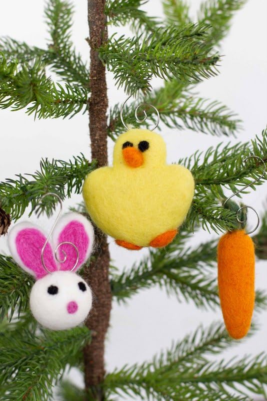 Set of 3 wool felt Easter ornaments for decor and gifting