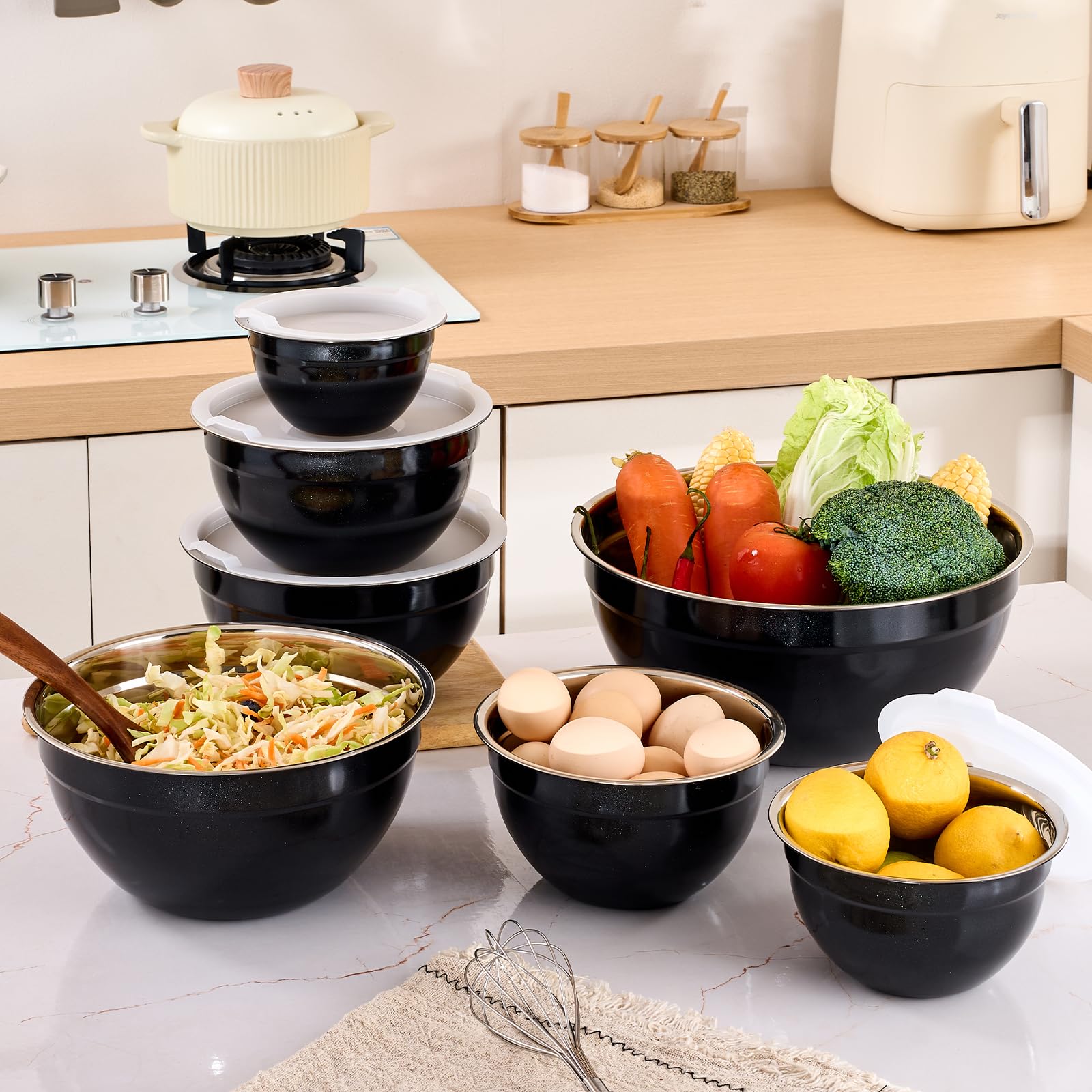 Non-slip silicone bottoms on Moxinox bowls