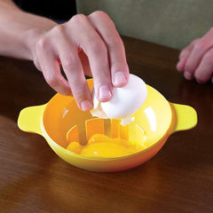 Non-stick BPA-free egg cooker interior