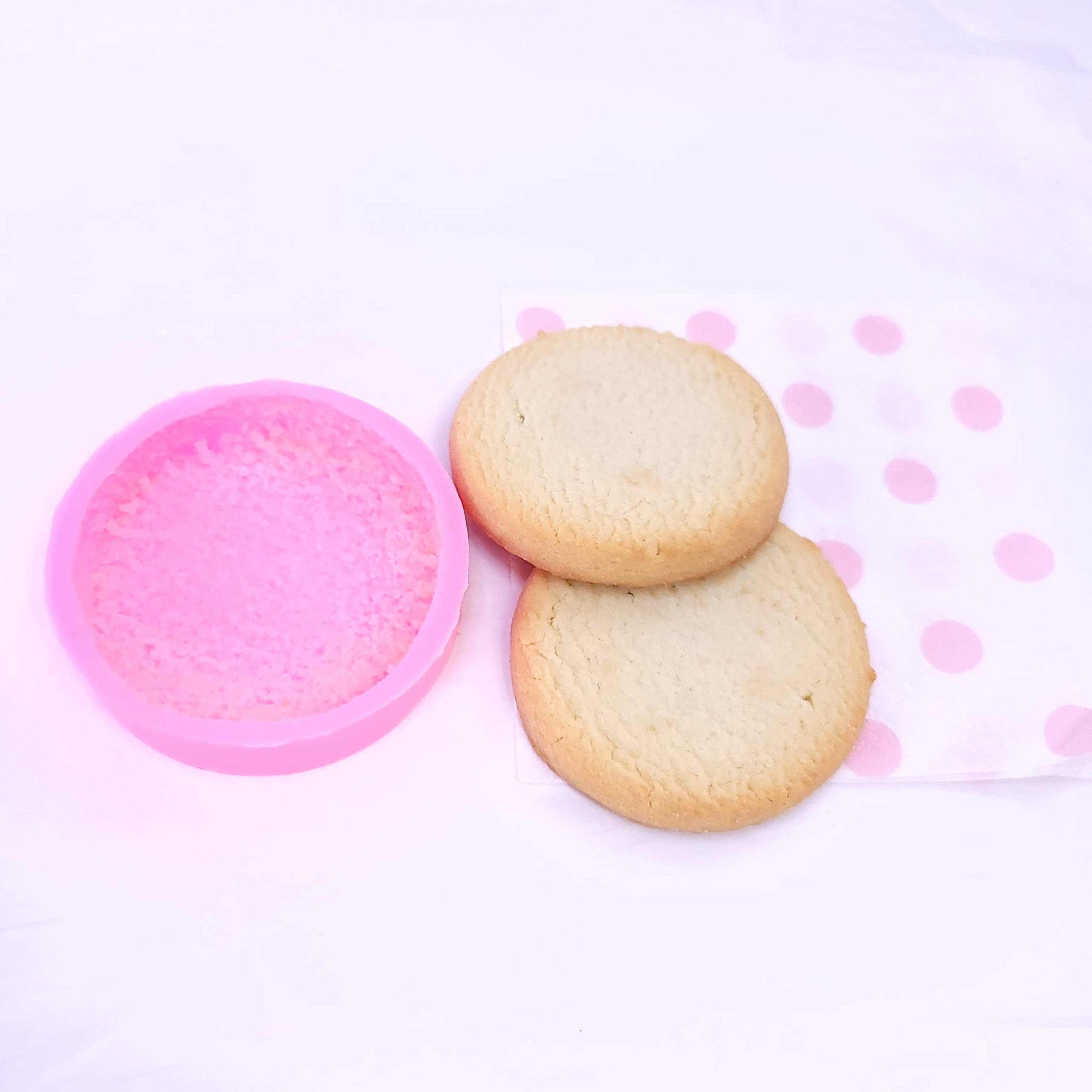 Cupcake silicone mold used for resin and wax projects image