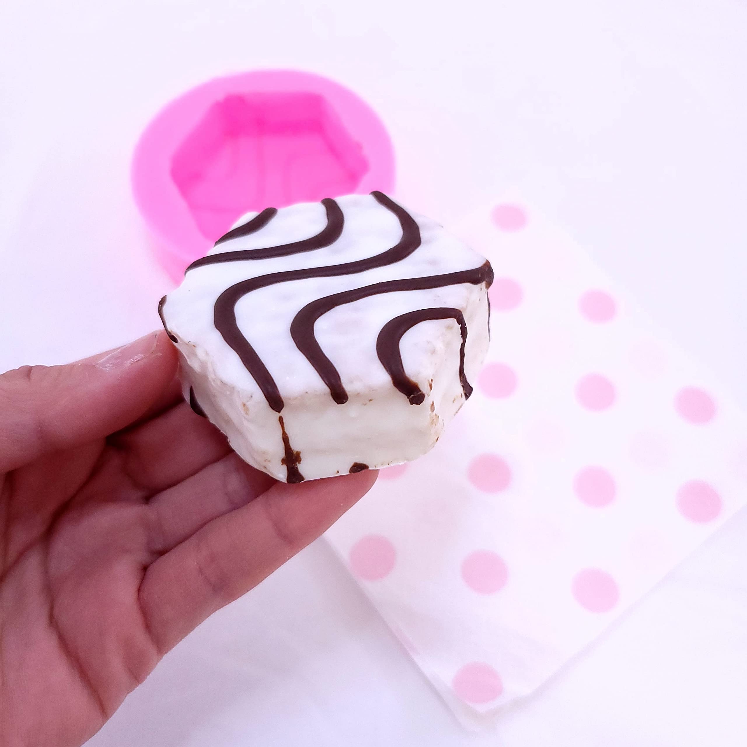 Silicone mold Zebra cake NC033 side angle