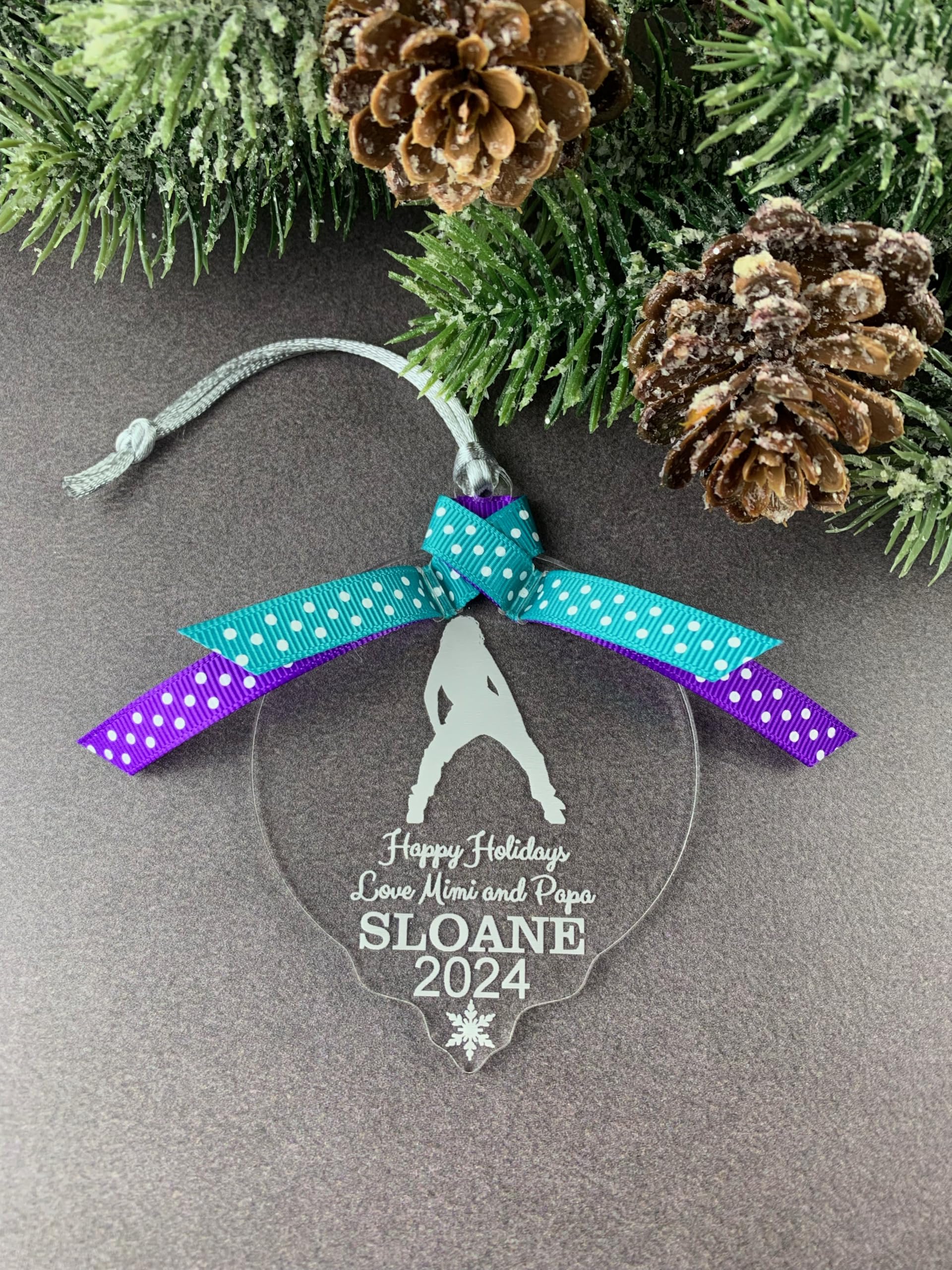 Ribbon color personalization option on ornament