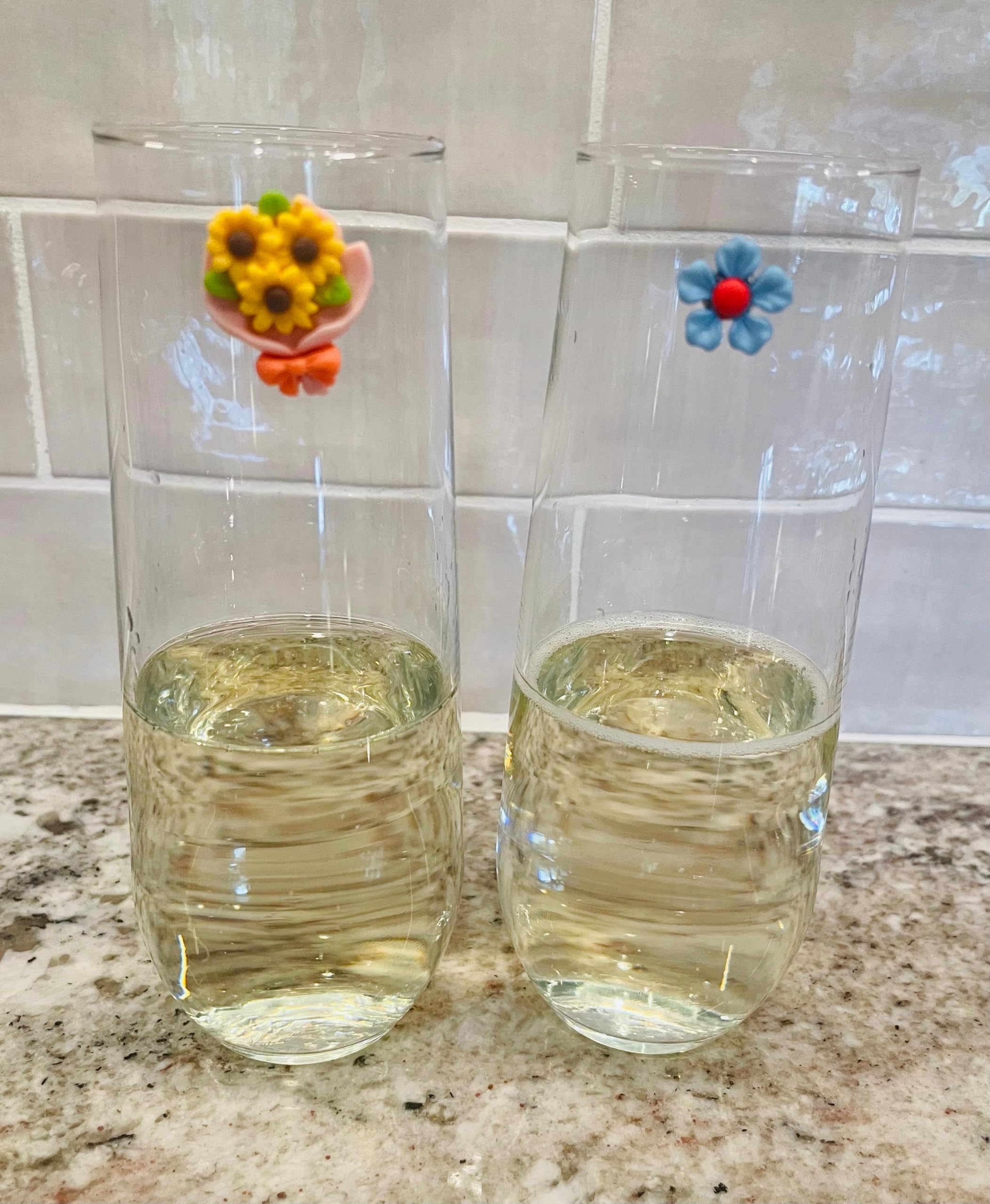 Set of 6 floral magnetic wine glass charms