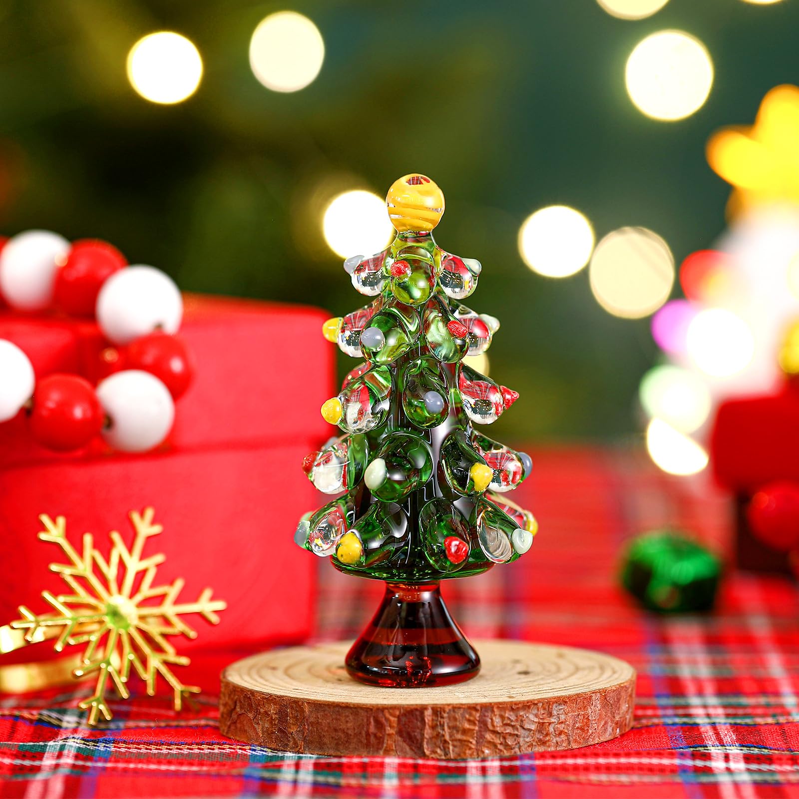 Bag of cut paper filler included with the Christmas tree ornament