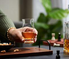 Bar set packaging for whiskey glasses
