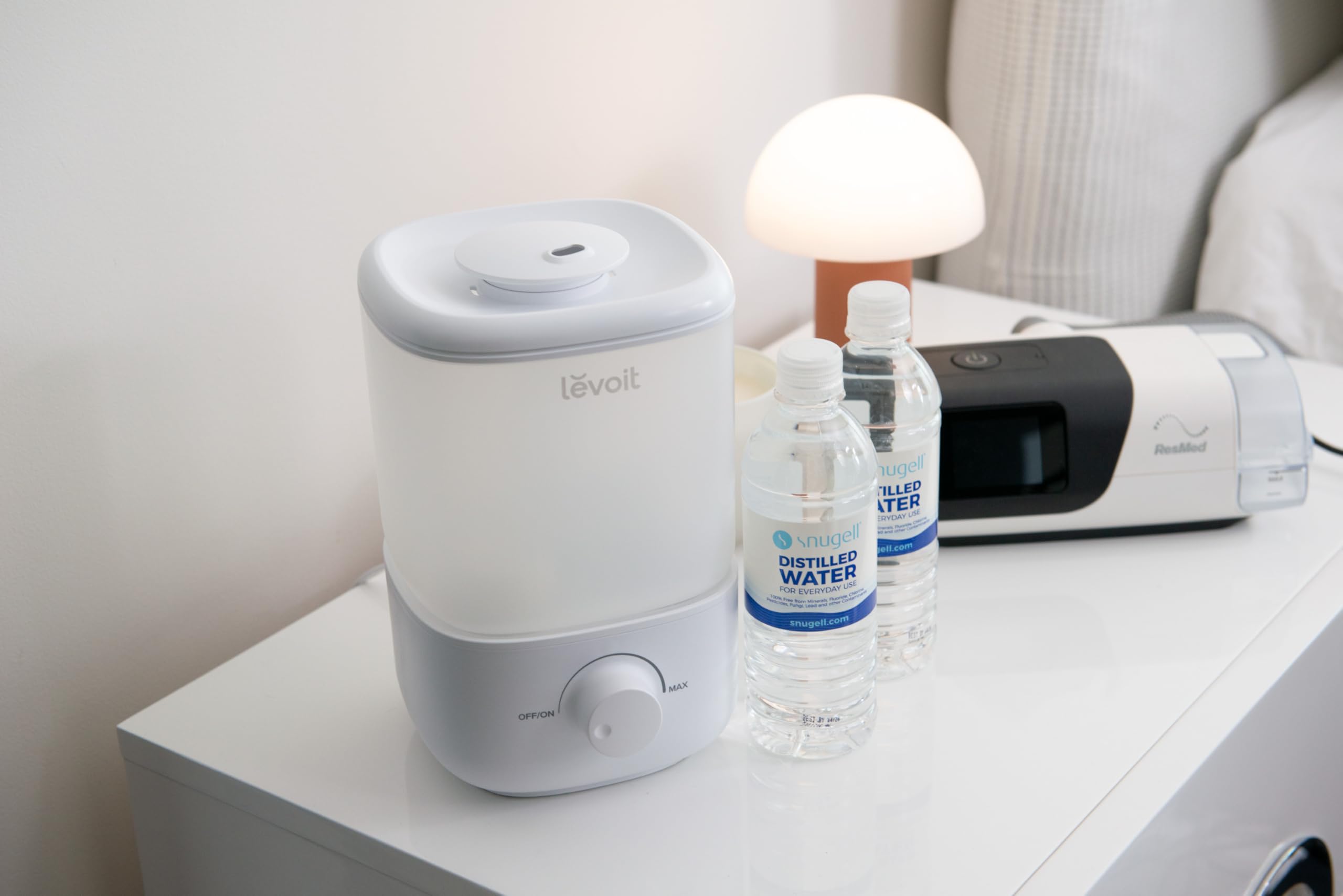 Snugell distilled water suitable for CPAP machines and humidifiers