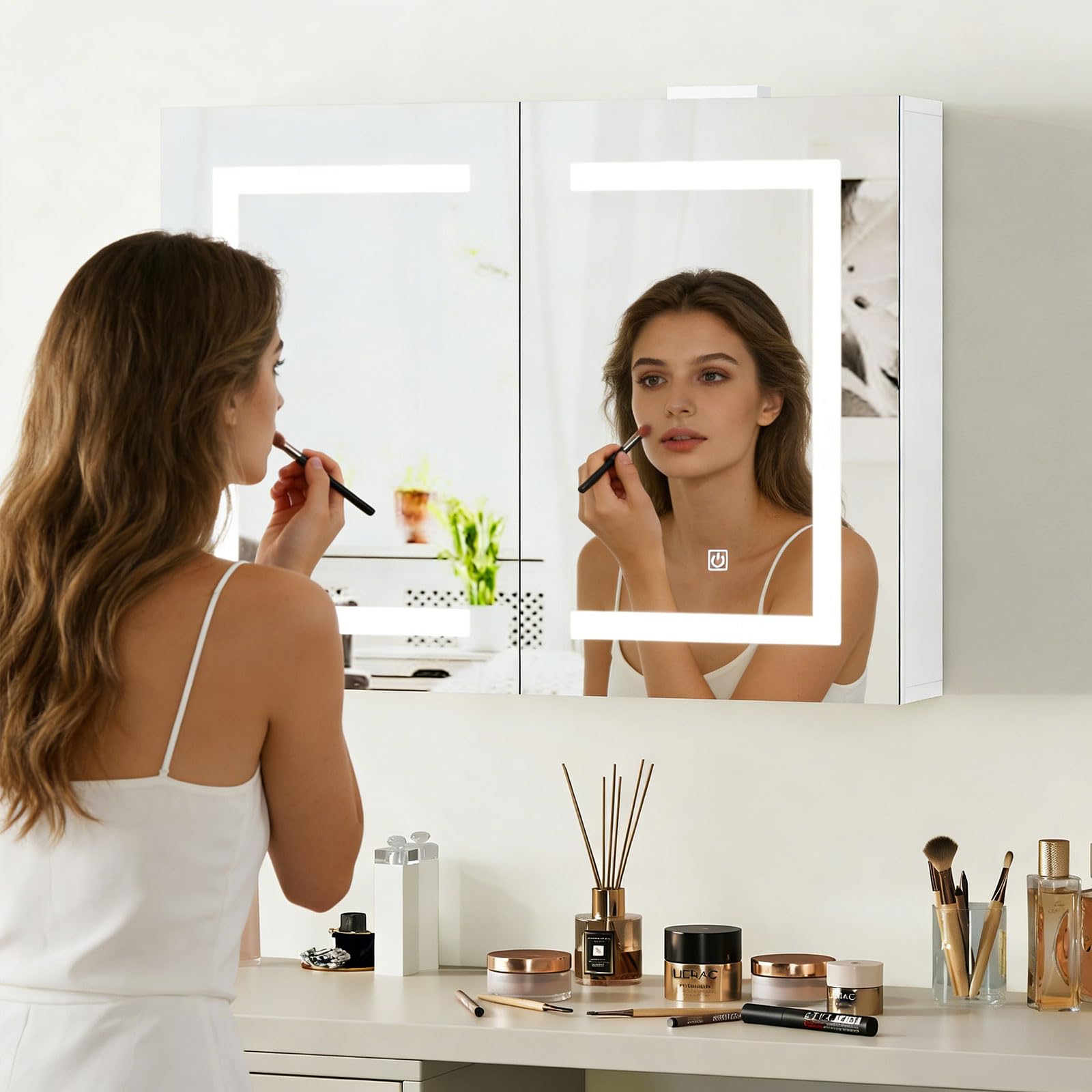 Anti rust design bathroom cabinet by Snughome