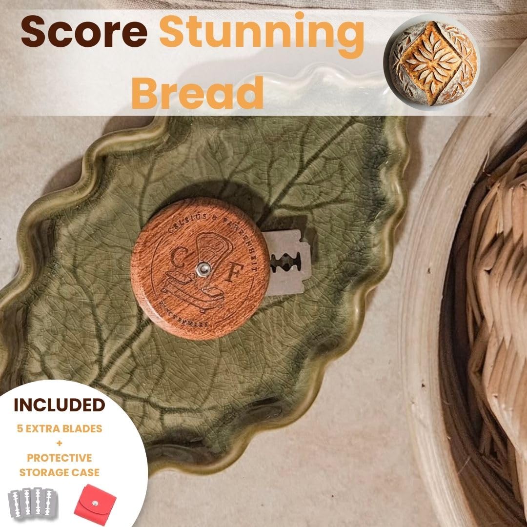 Sourdough scoring tool with replaceable blades