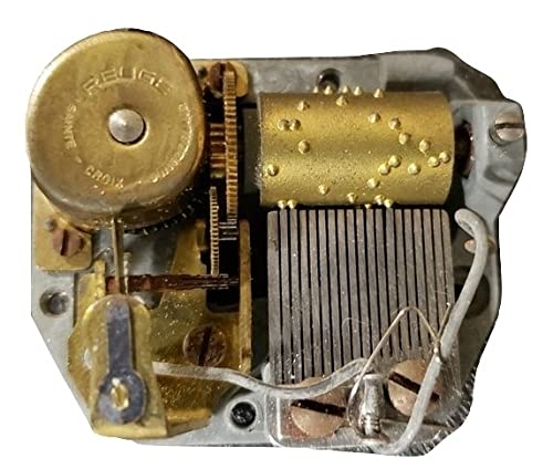 Splendid Music Box Co Reuge Swiss Made 18 Note Movement movement close up