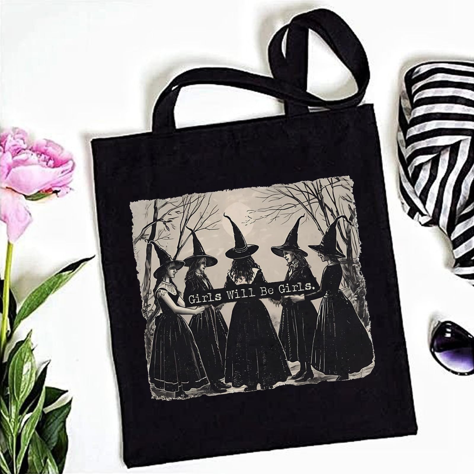 Beach and travel ready tote bag for daily use