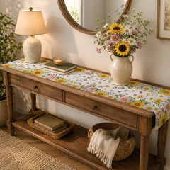 Table runner lies flat without curling edges