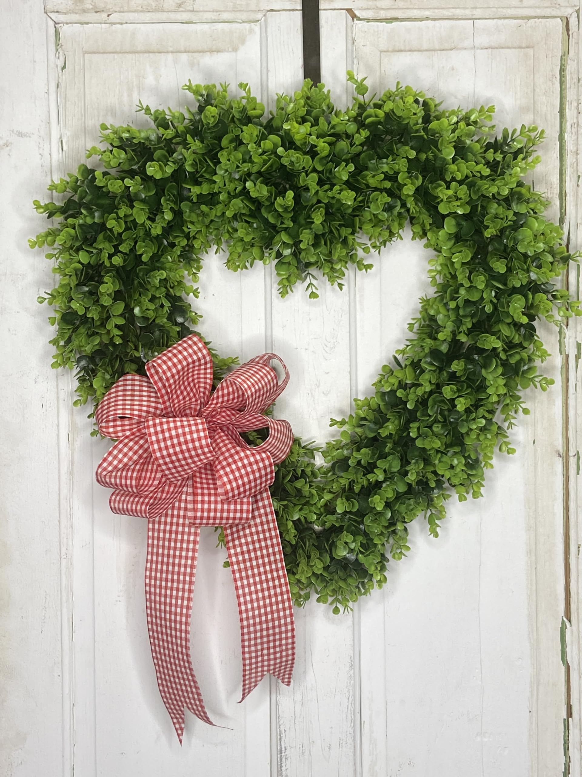 Outdoor wreath for covered porch or mantle