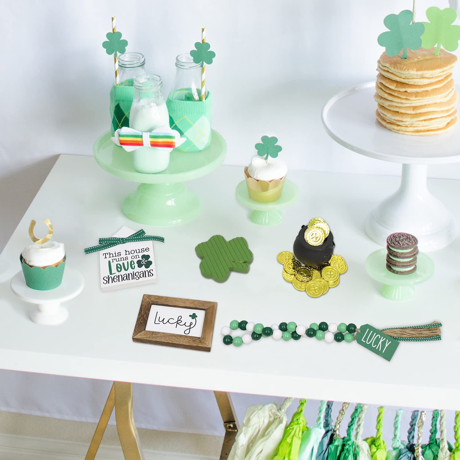 St Patrick's Day cauldron plastic accent