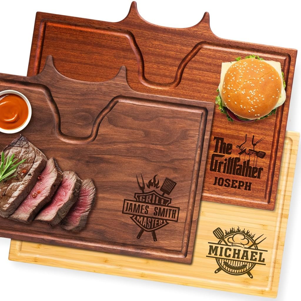 Straga Texas BBQ cutting board 17x12 inches walnut with bull head engraving