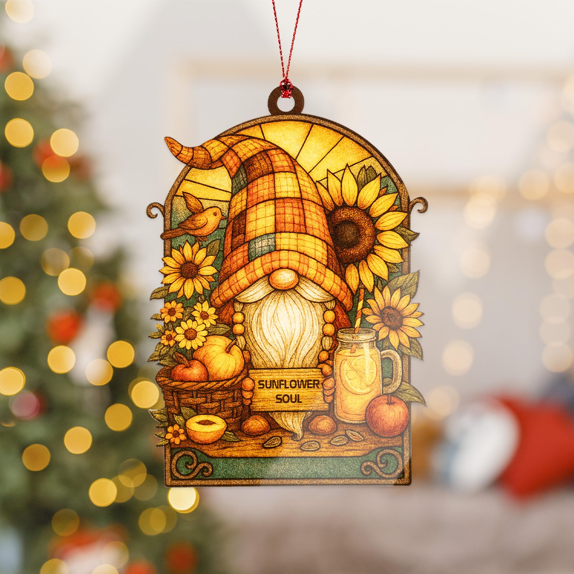 Suncatcher effect stained glass window ornament suitable for car hanging