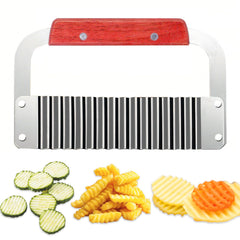 Suuker Crinkle Cutter with wavy blade and wooden handle