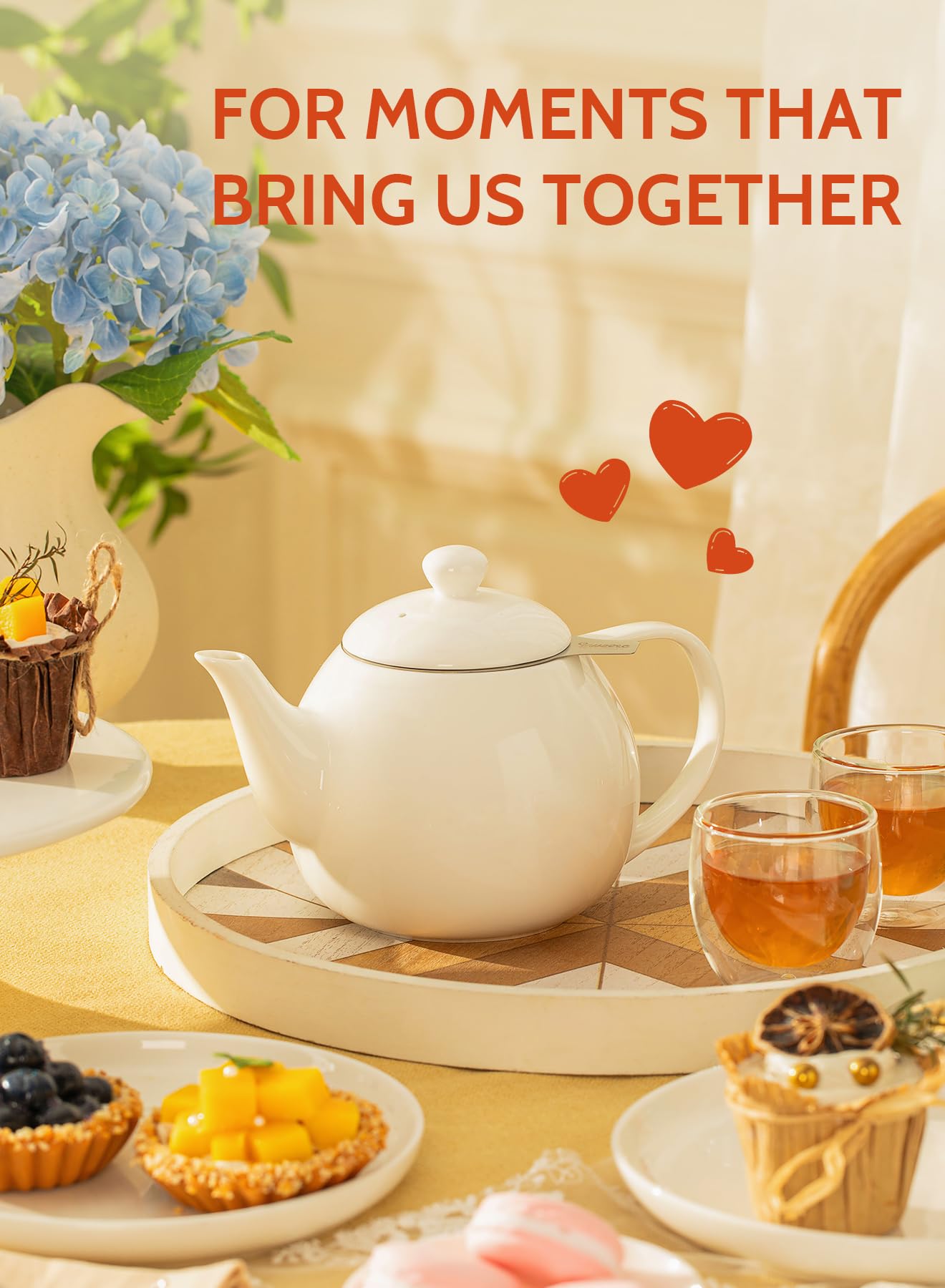 Sweese teapot for loose tea holds two mugs or three teacups