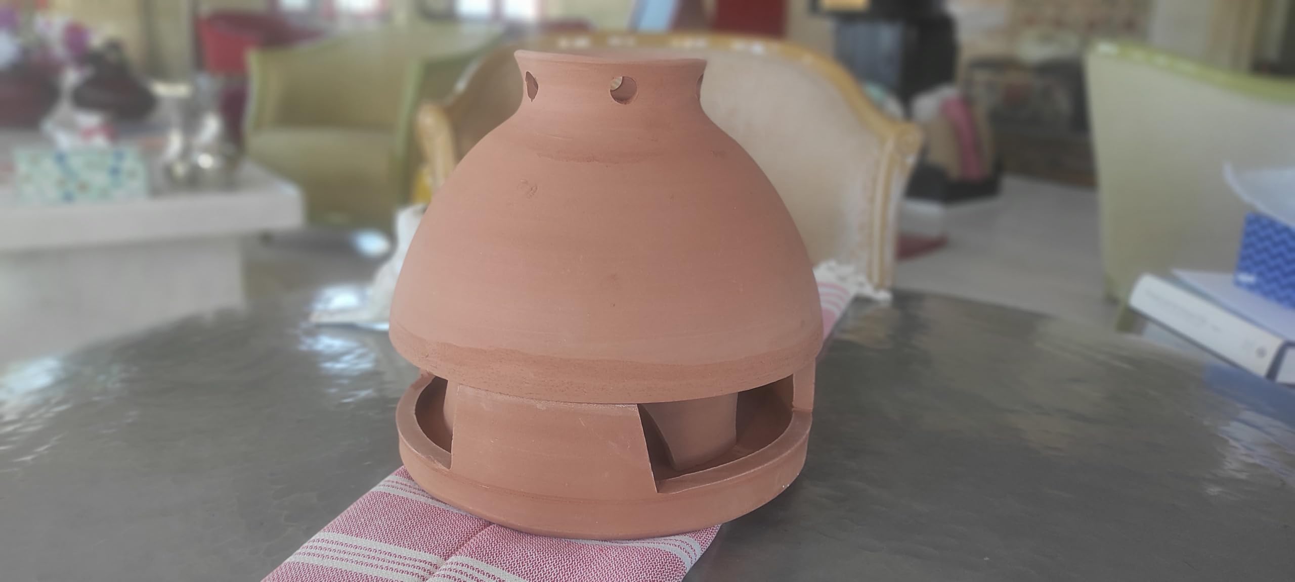Easy to clean damp cloth care for terracotta heater