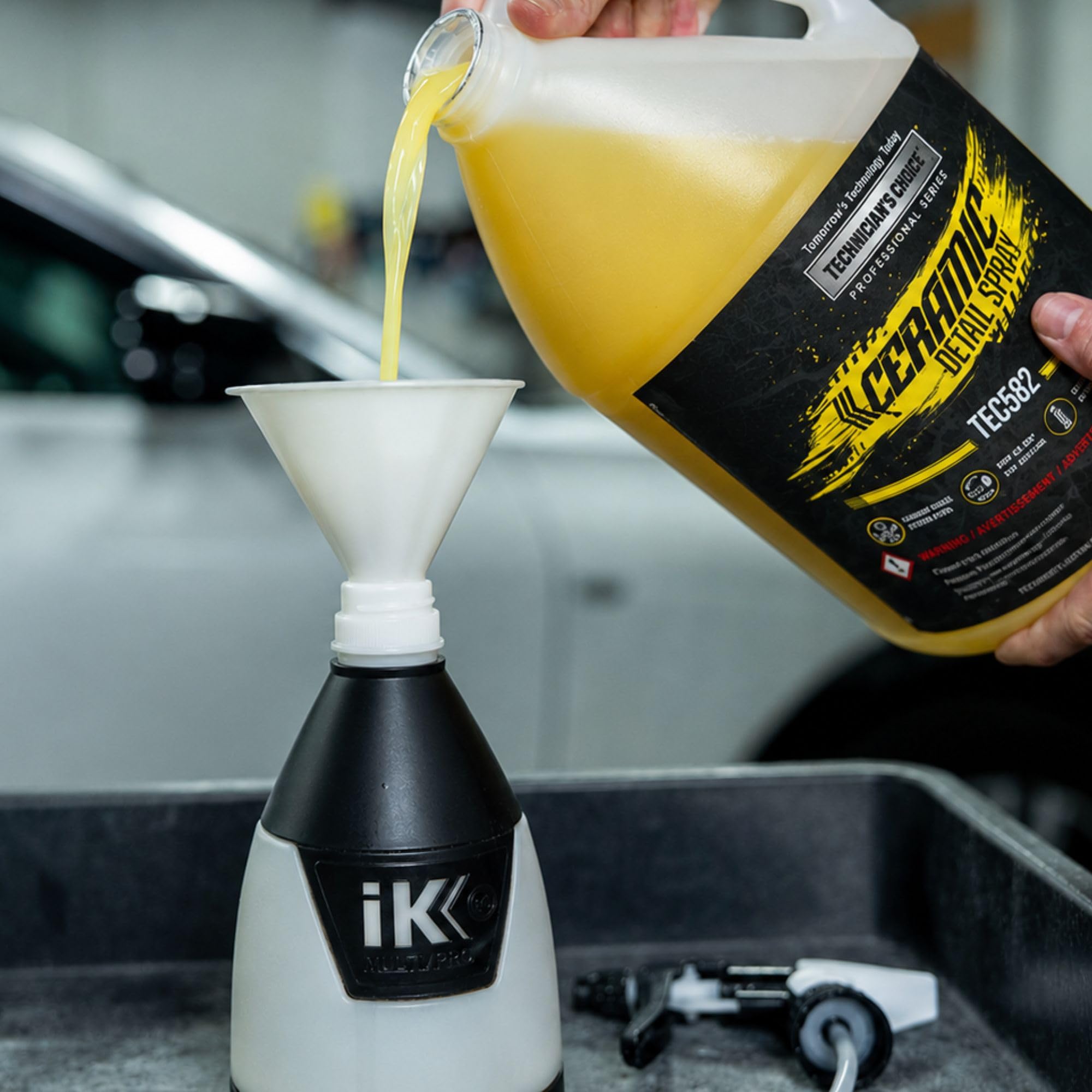 TEC582 Ceramic Detail Spray on chrome and wheels