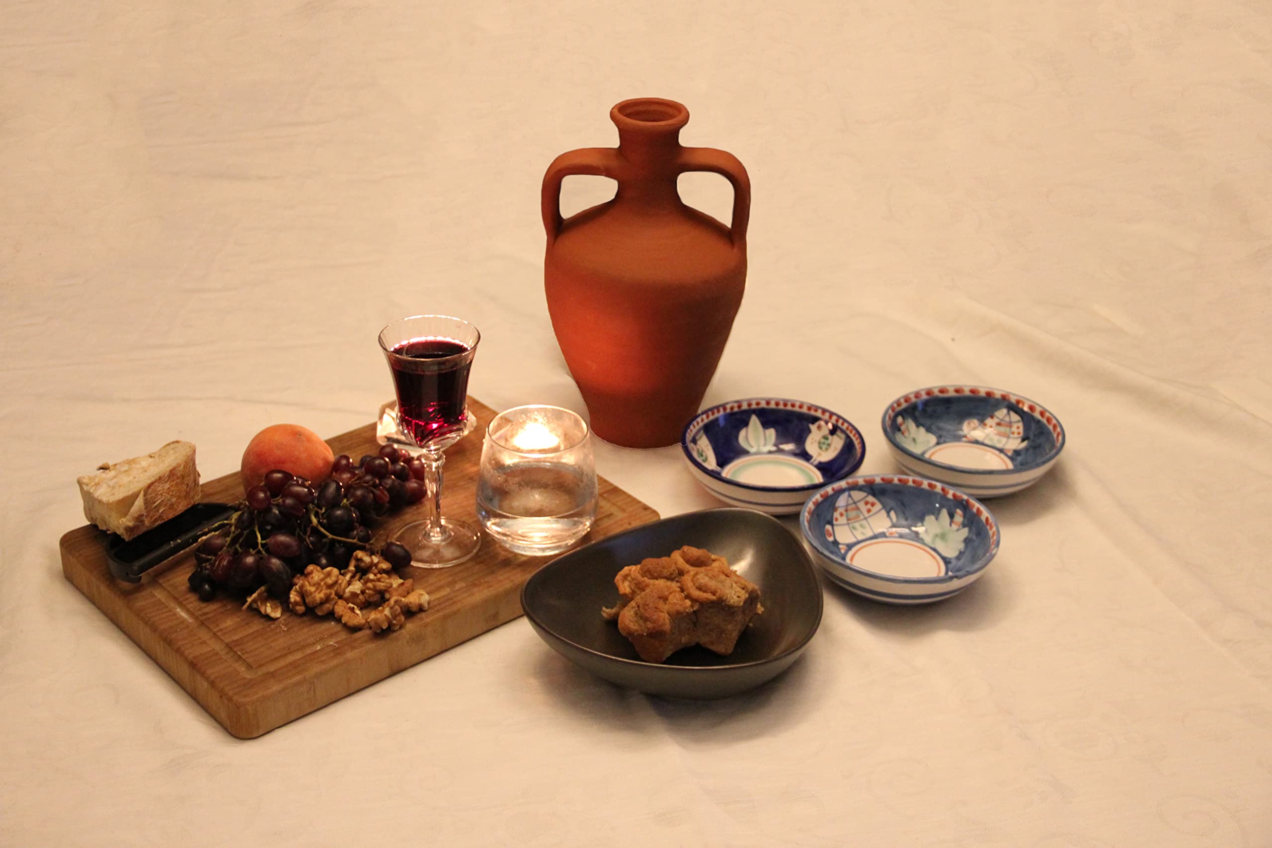 DIY friendly terracotta amphora surface for customization