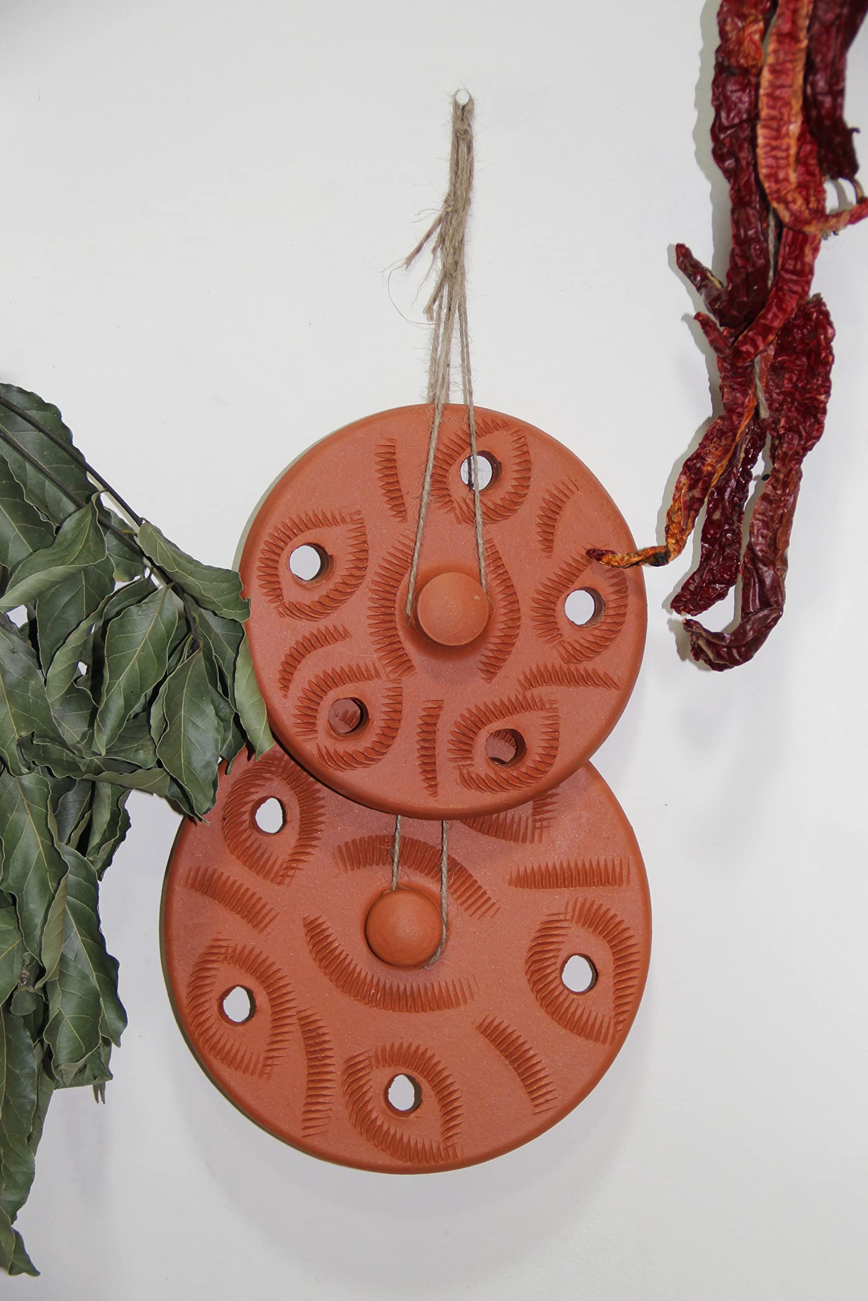 Terracotta plate useful for panini and grilled cheese