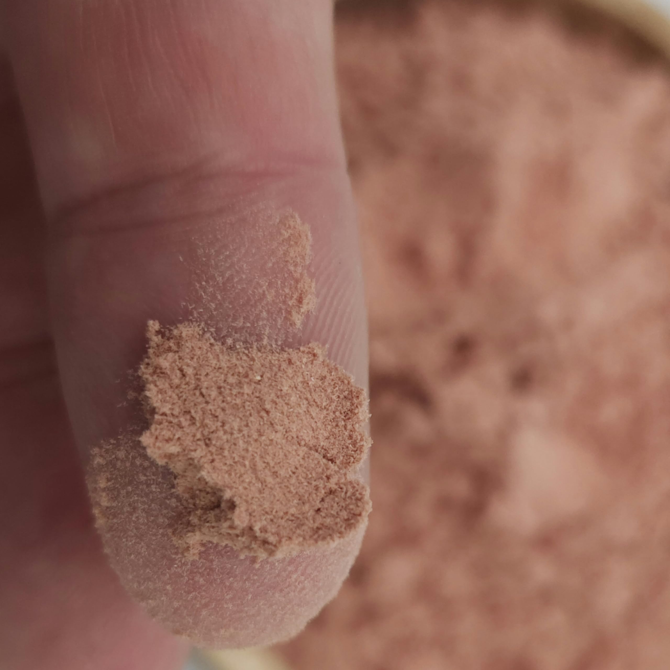 2oz red cedar powder shown as light fluffy powder