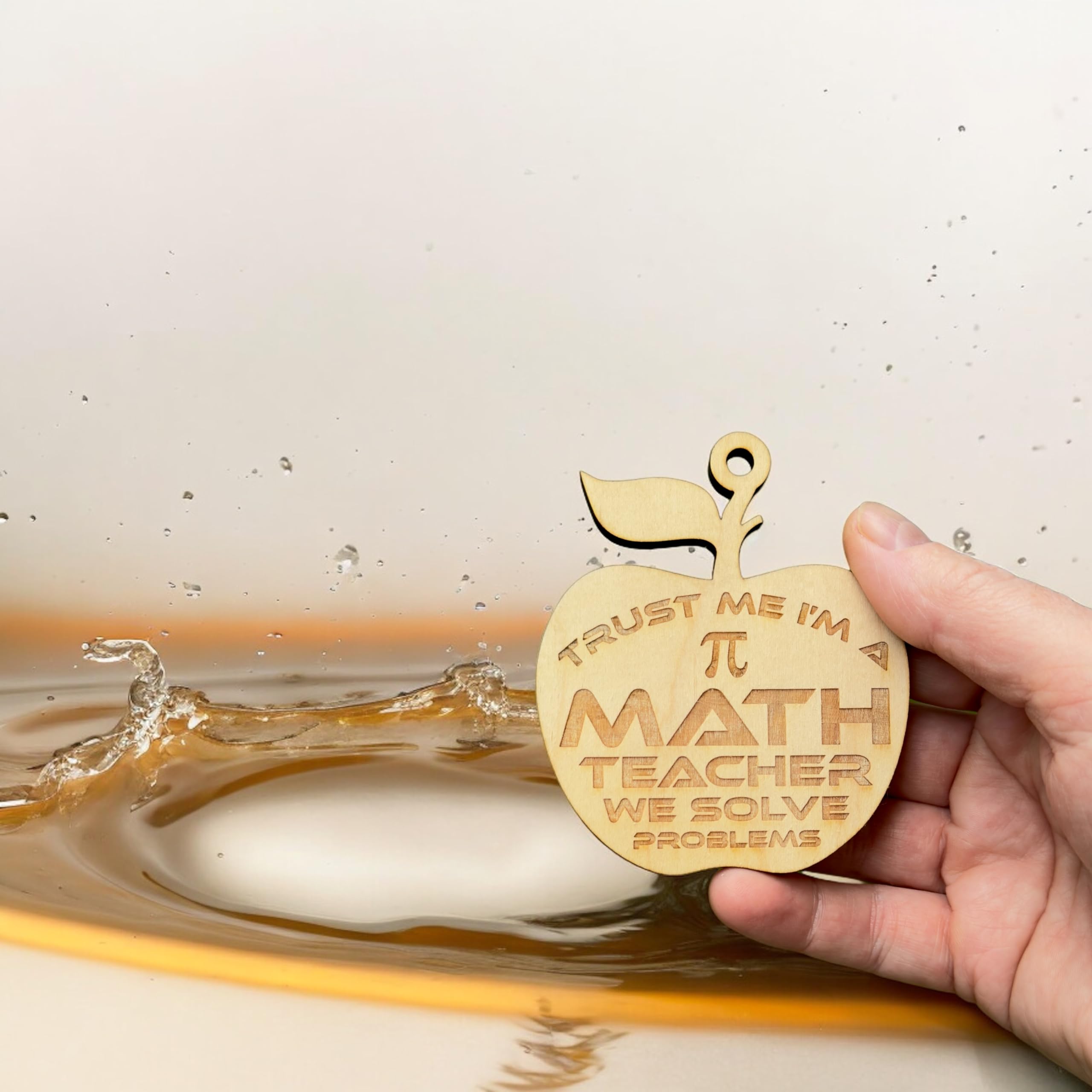 maple wood ornament display