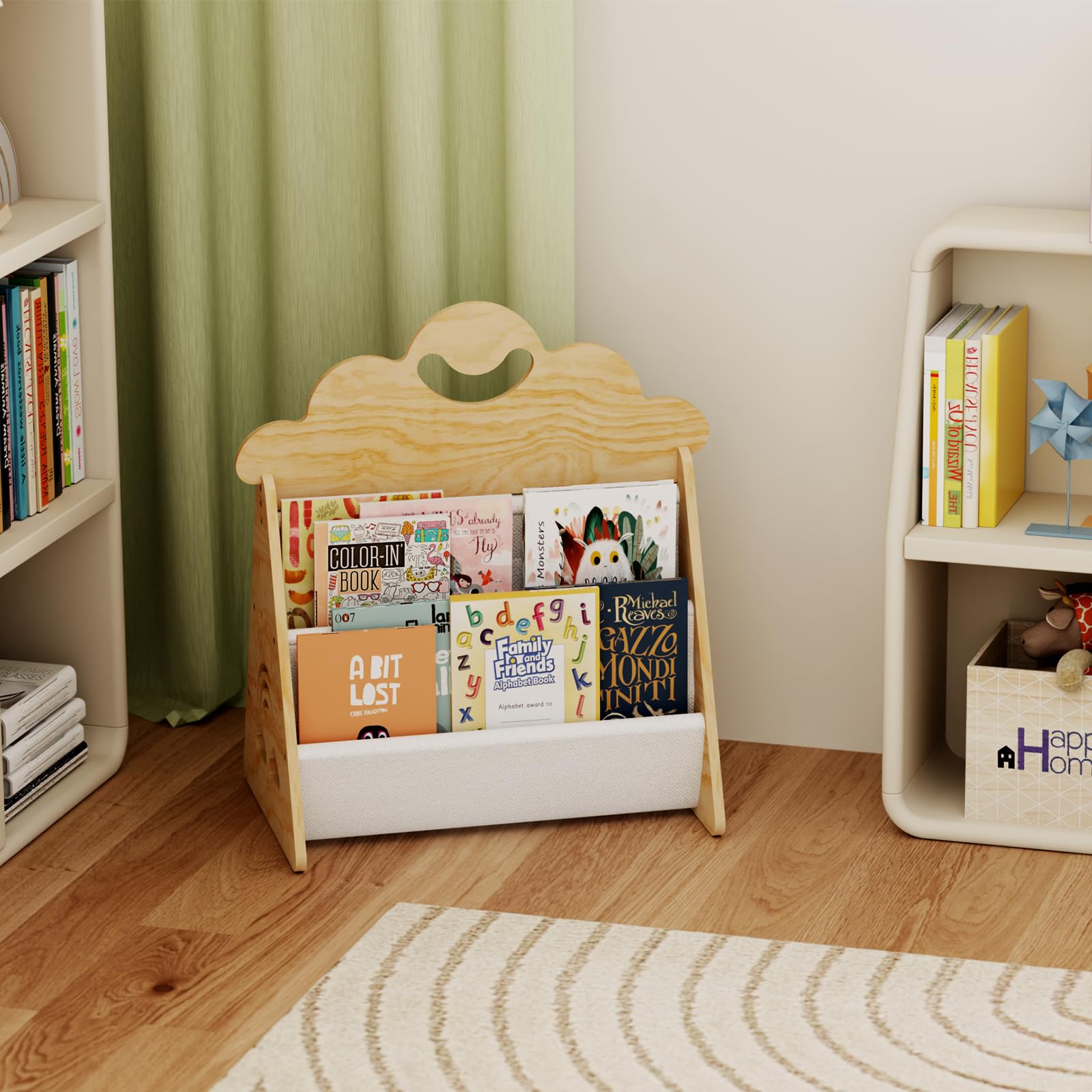 Encourages children to organize belongings