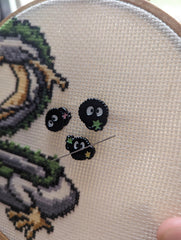 Three minders shown on a 3 inch embroidery hoop