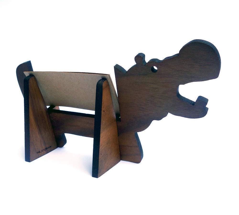 Three-piece assembly hippo card holder for quick setup on desk