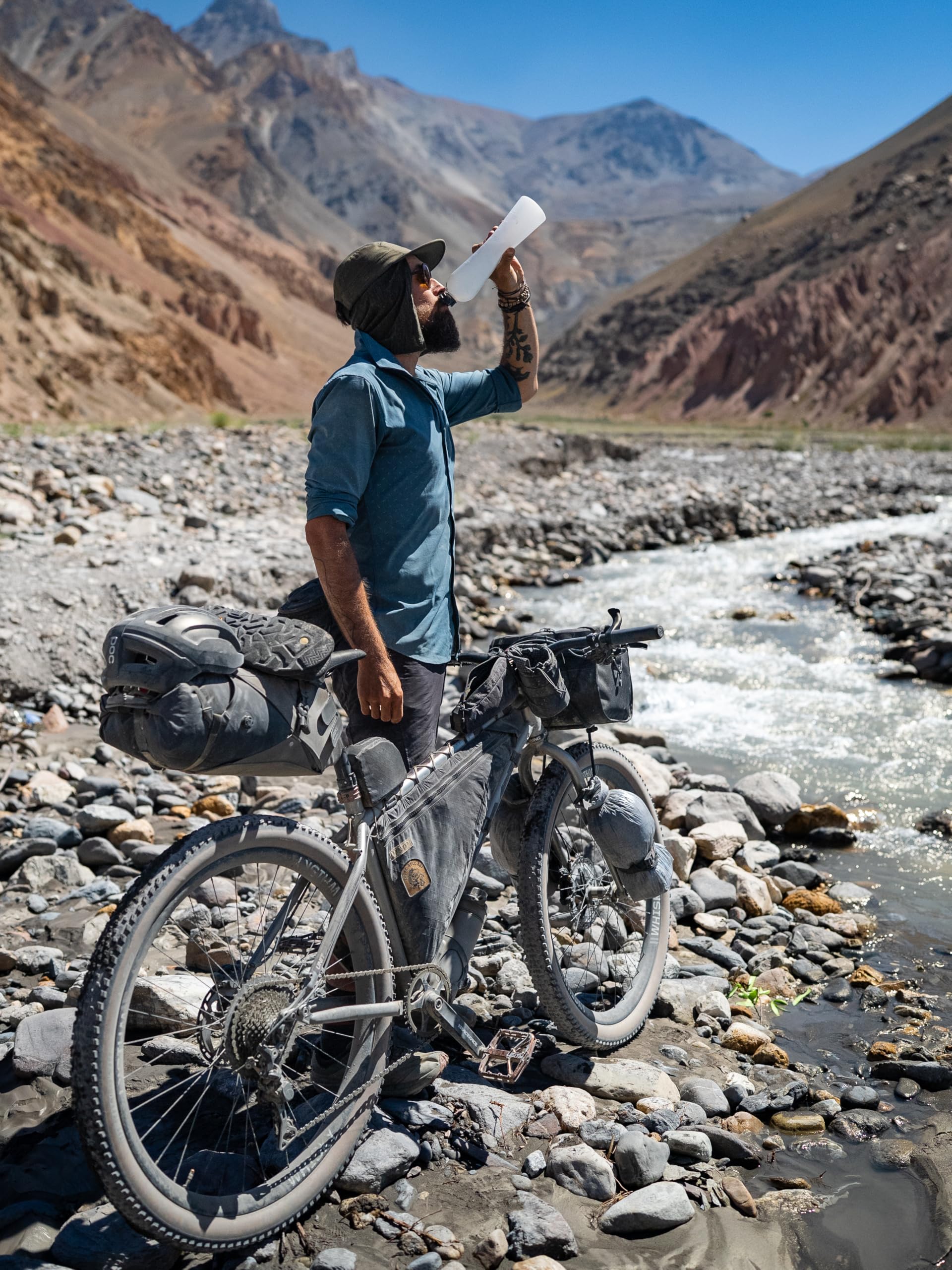 Reusable recyclable ThruBottle 1L for travel and hiking