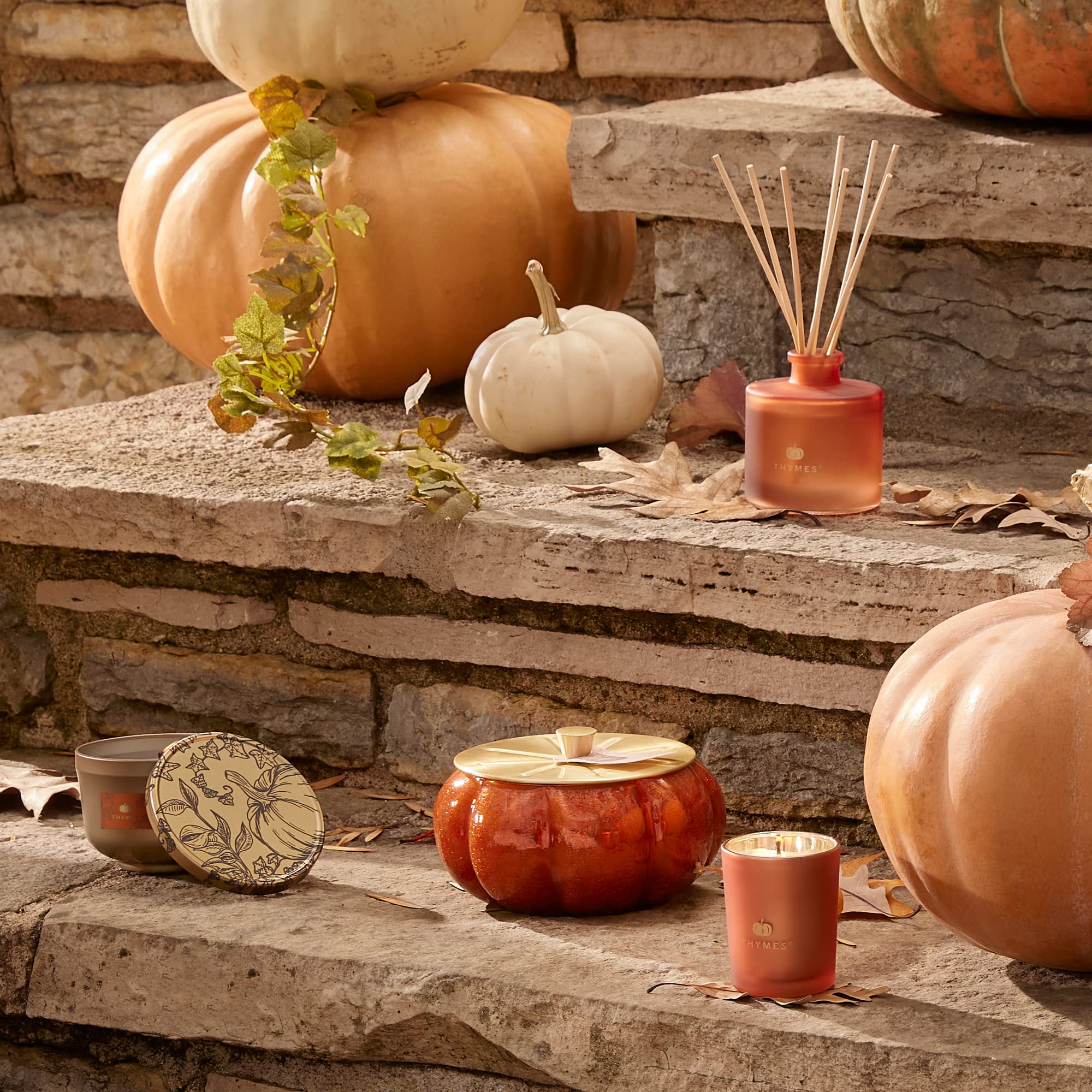USA-made Thymes candle with high quality wax