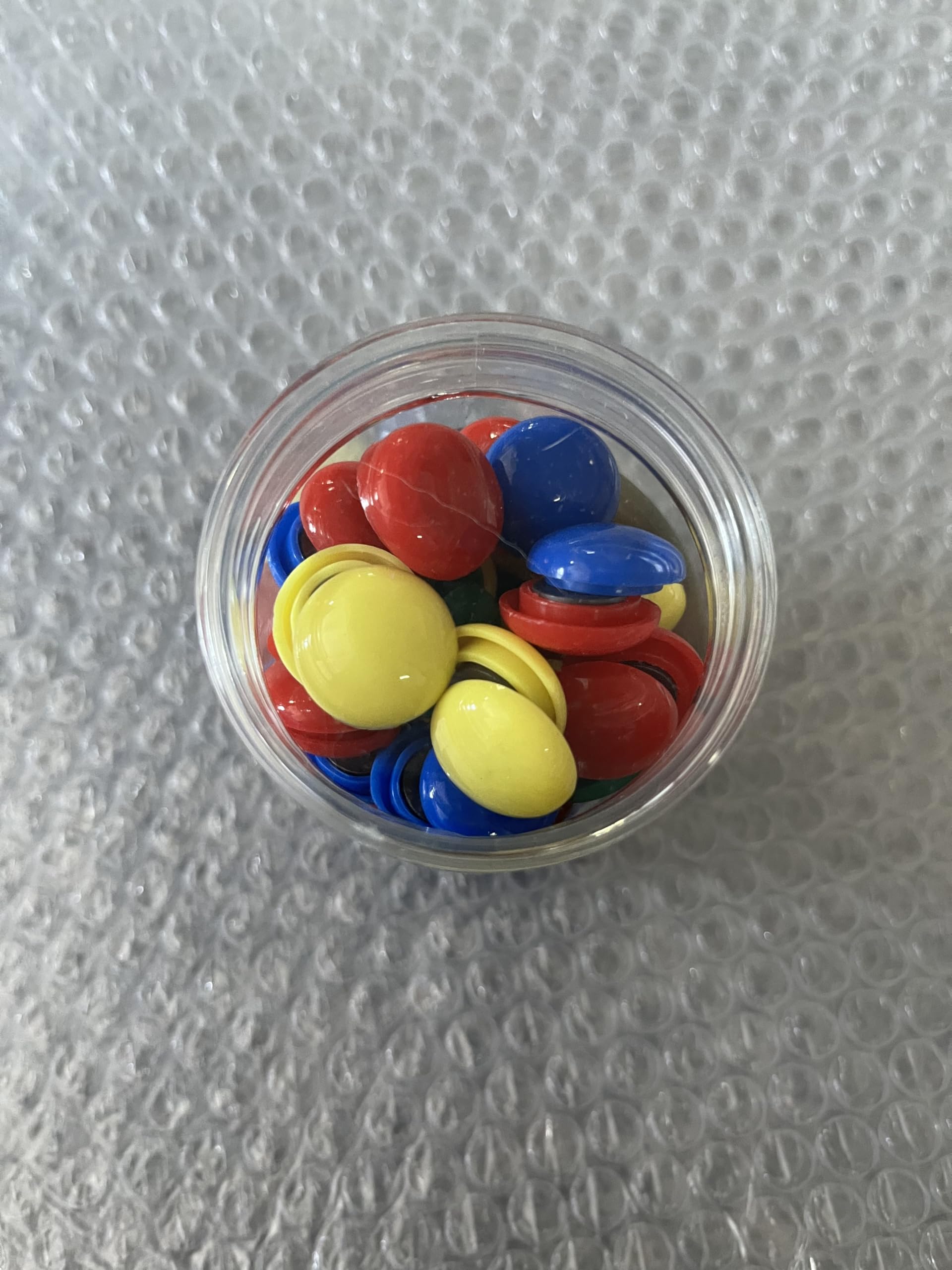 Tiberham 80 pack yellow 20mm round magnetic button on surface