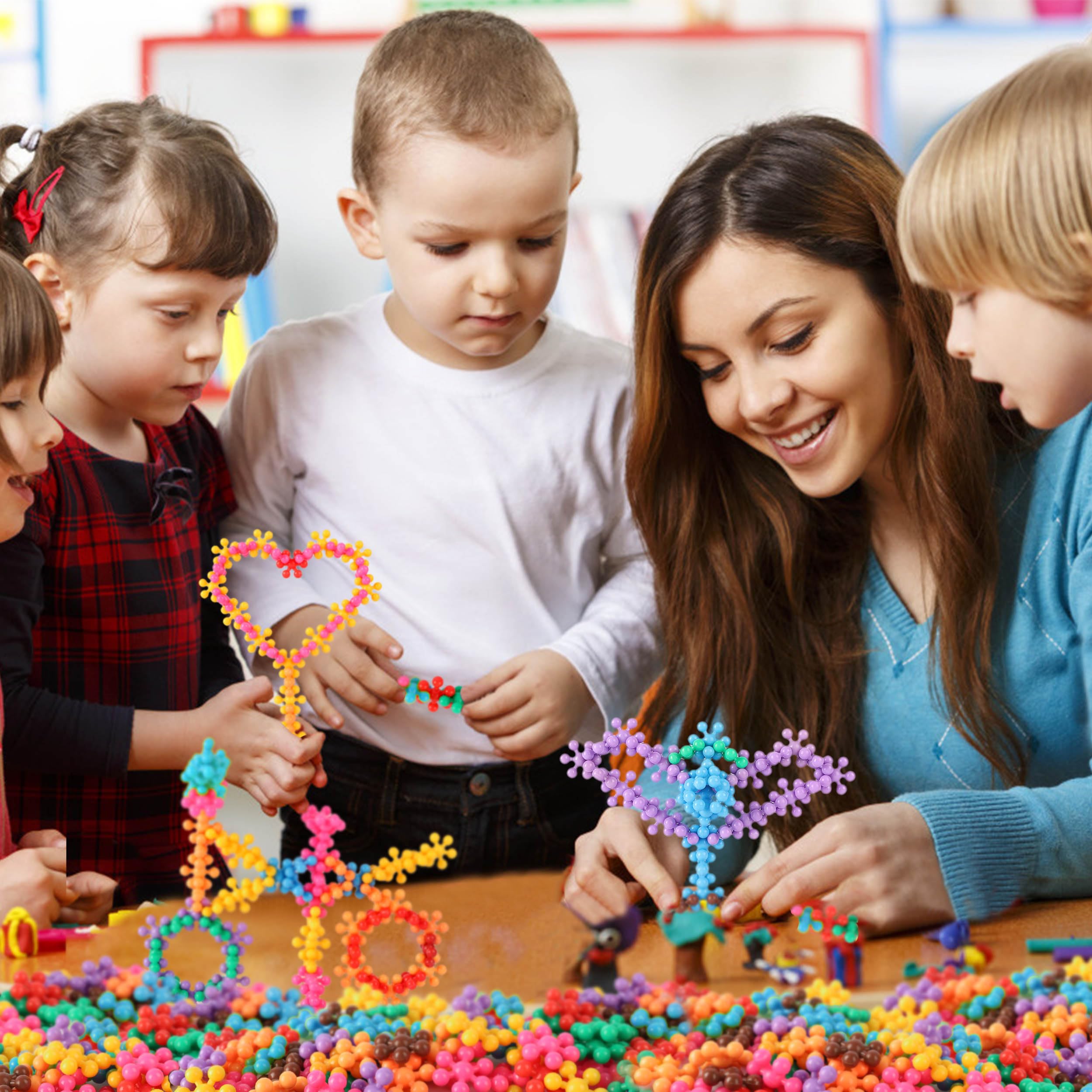 Open ended construction ideas with TOMYOU building blocks
