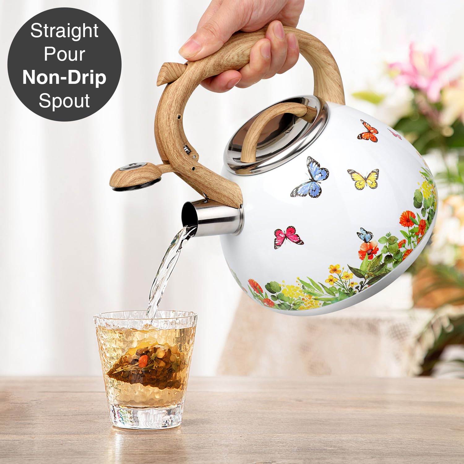 2.7 quart capacity tea kettle on stovetop