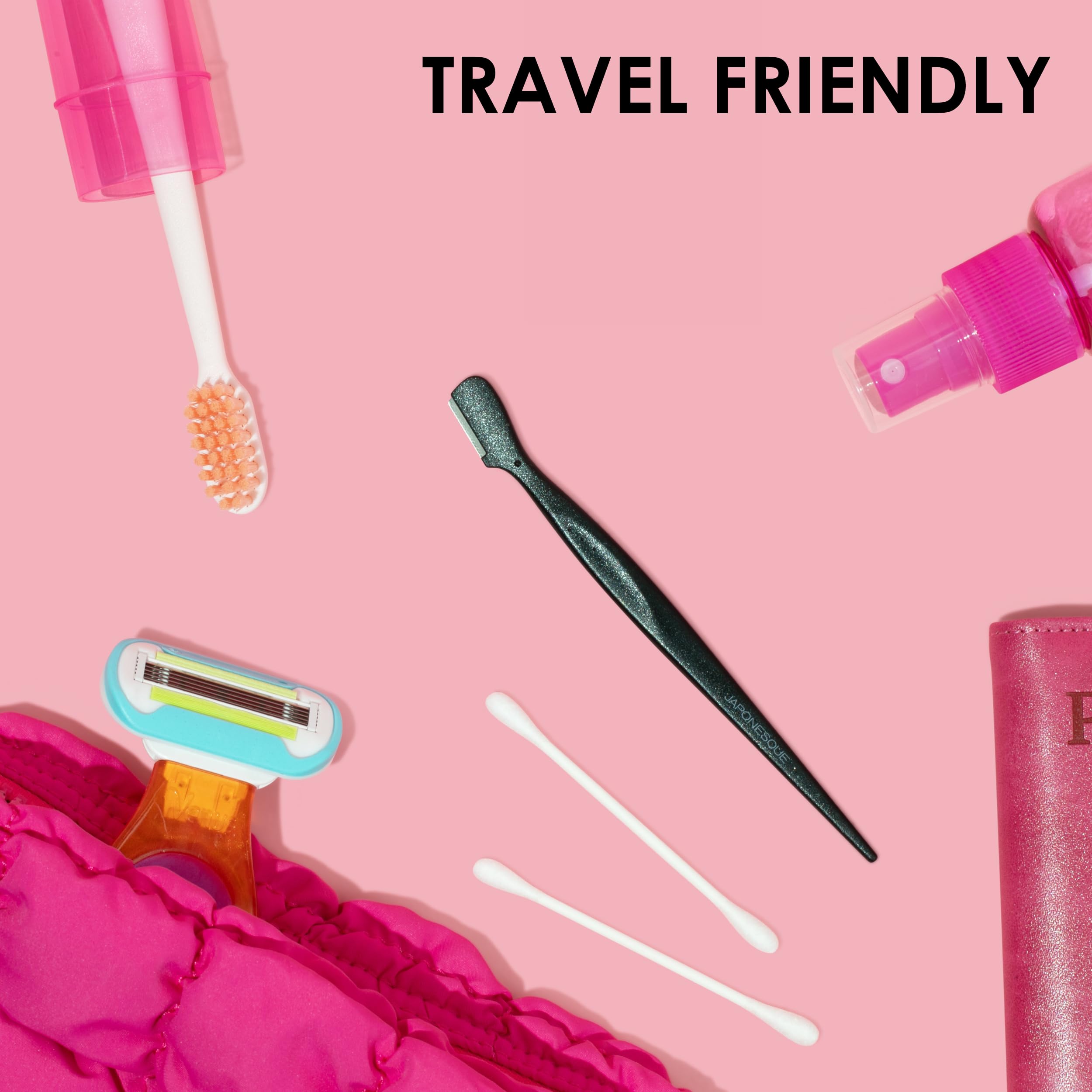 On-the-go travel razor with protective cap