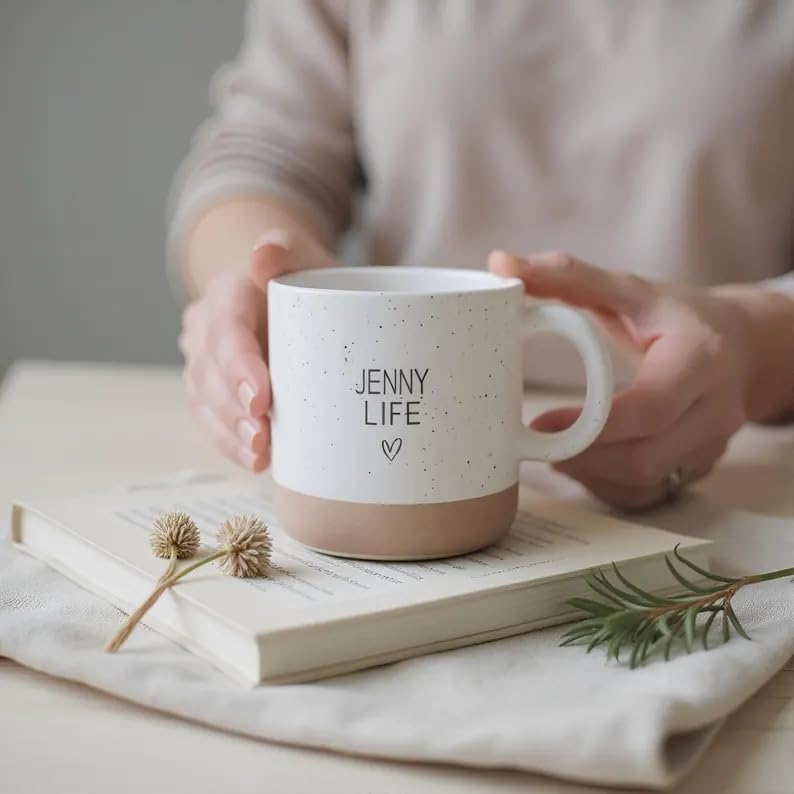 Microwave safe ceramic mug with ergonomic handle