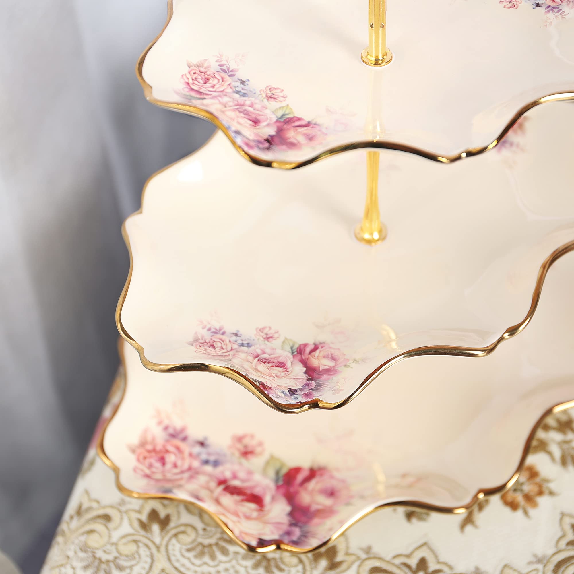 tray diameter of 10 inches on decorative stand