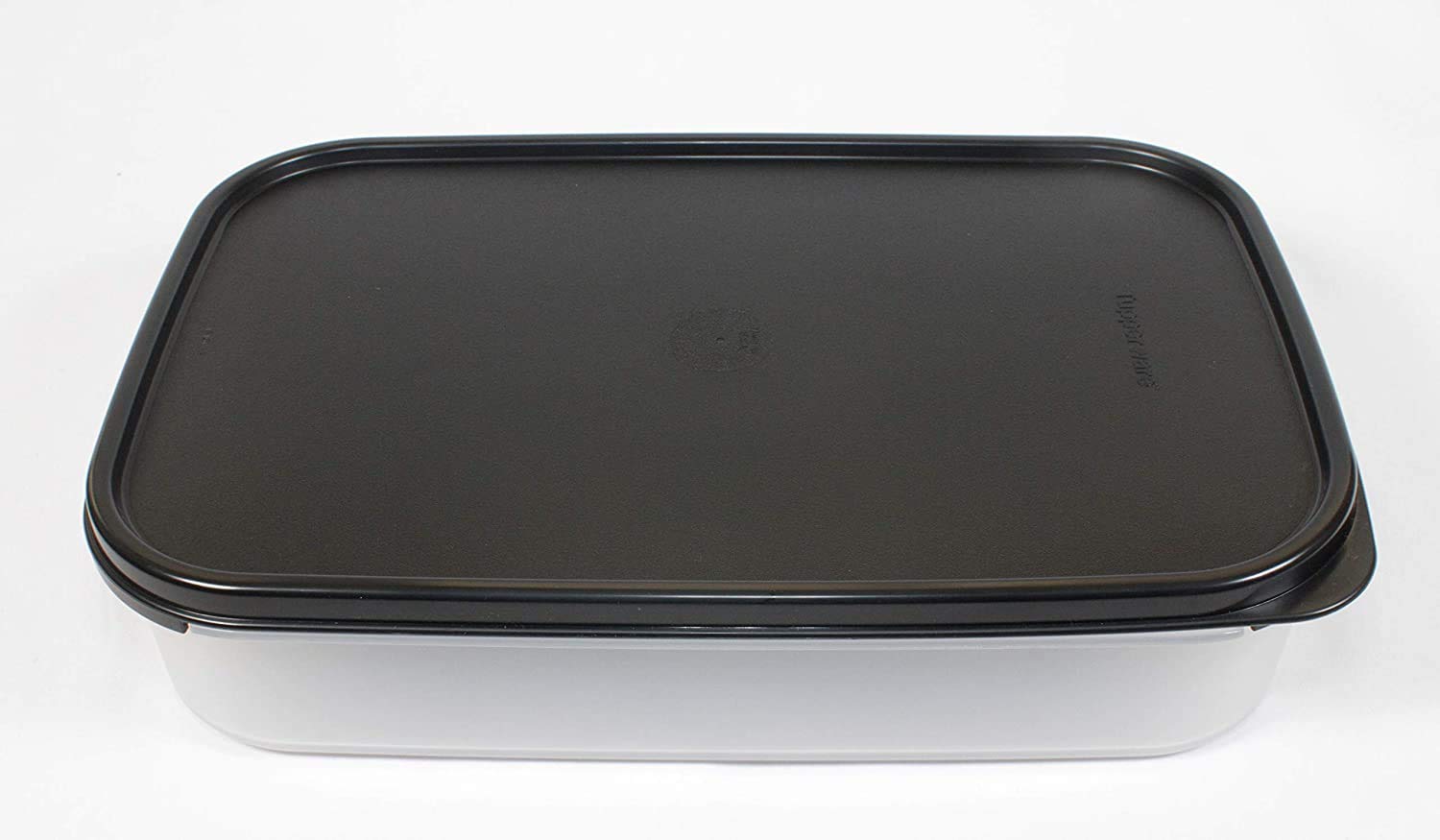 Rectangle 1 8.5 cups capacity container by Tupperware